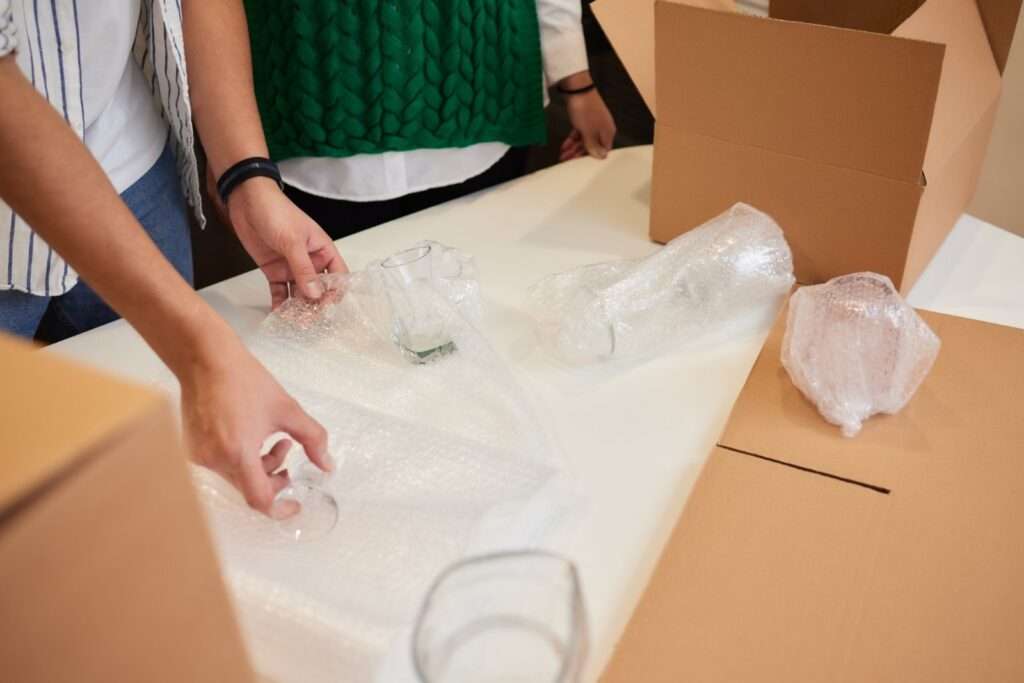How To Pack Glasses For Moving Melbourne Cheap Movers